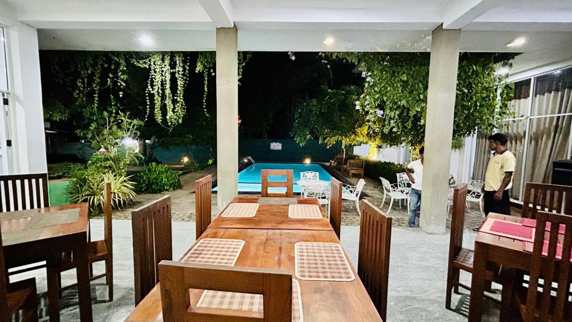 Salubrious Resort Анурадхапура Екстериор снимка