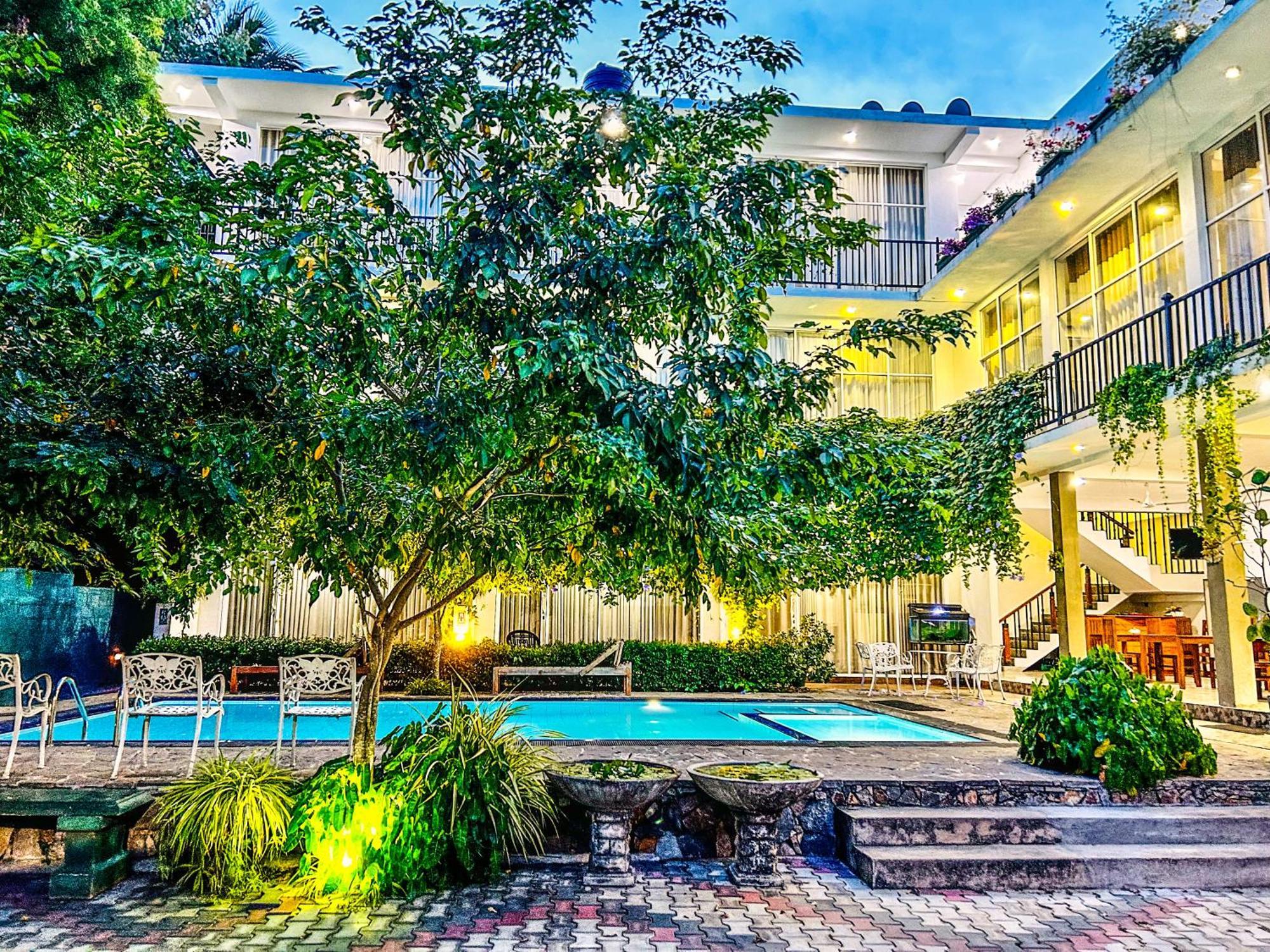 Salubrious Resort Анурадхапура Екстериор снимка