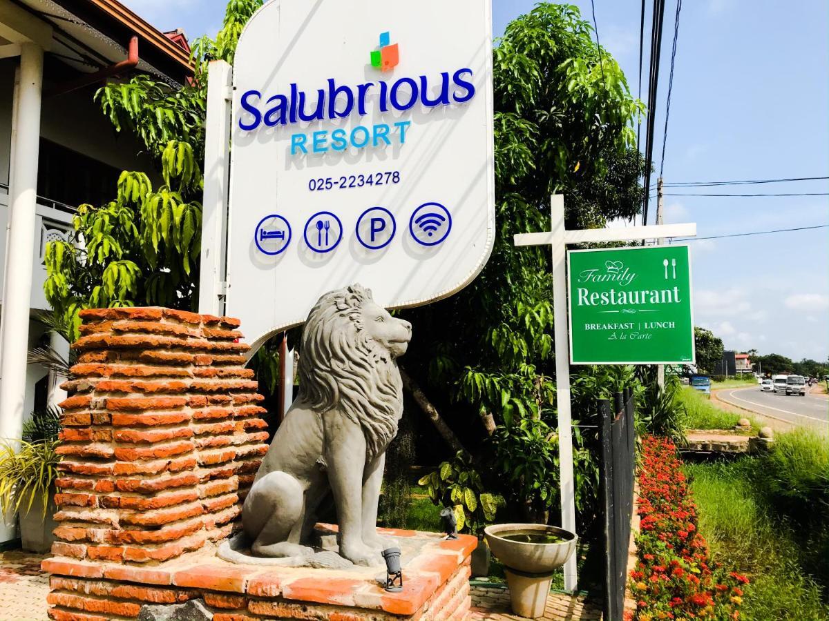 Salubrious Resort Анурадхапура Екстериор снимка